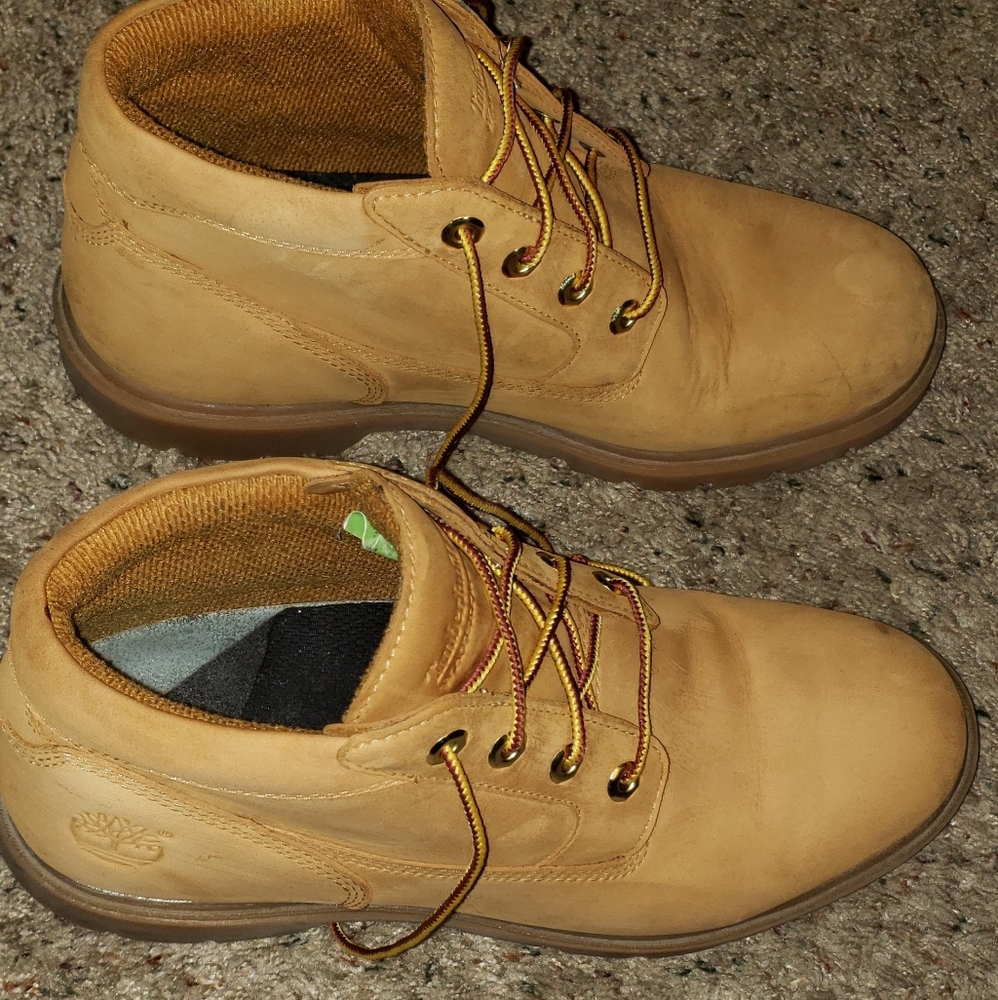 Timberland Boots-size 9